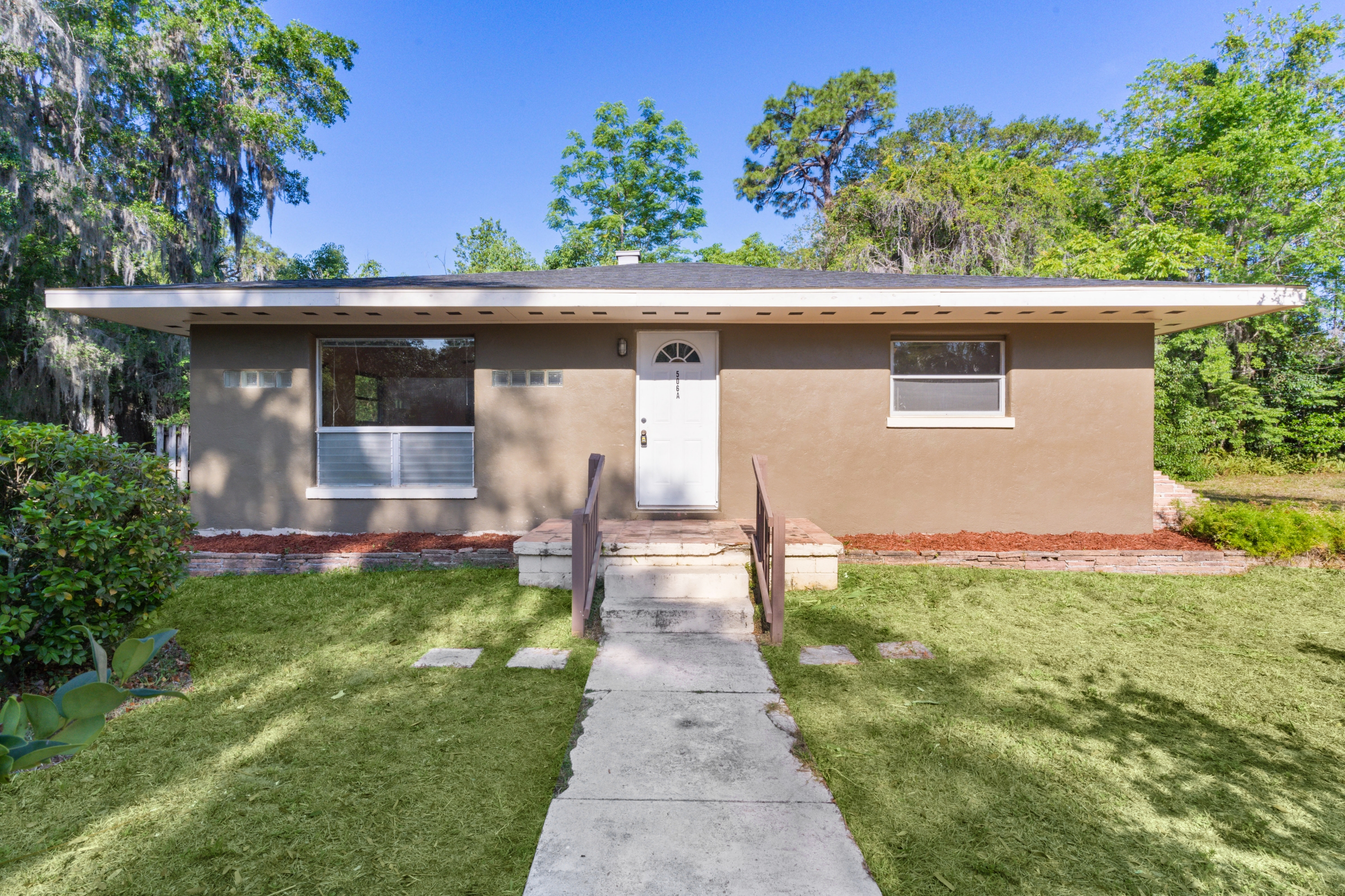 506 NE 10th Ave Unit A