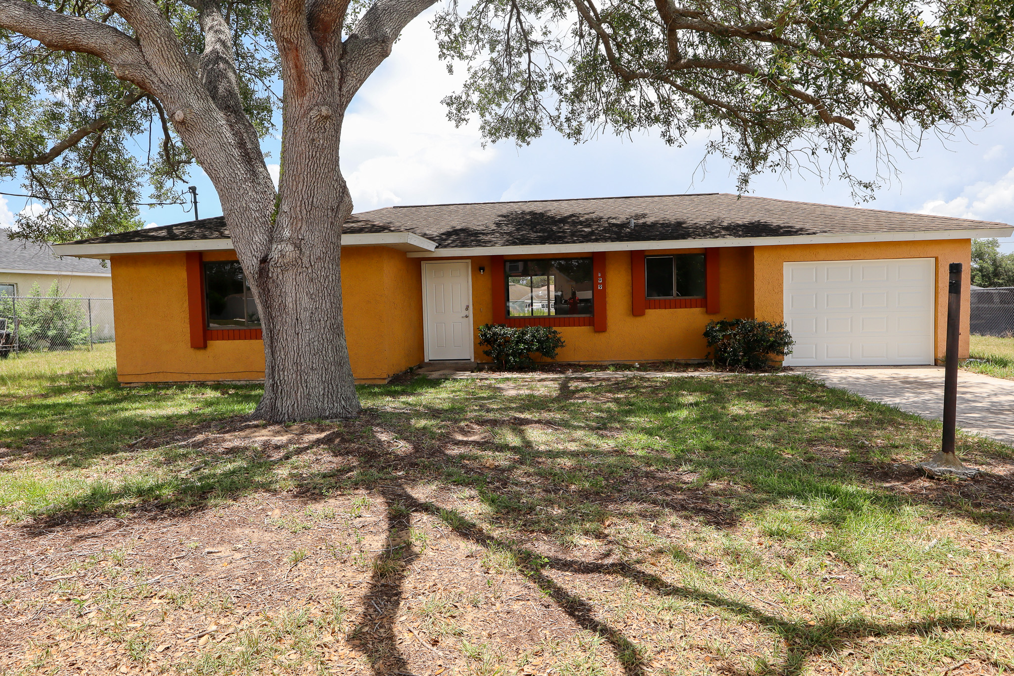 199 Willow Rd